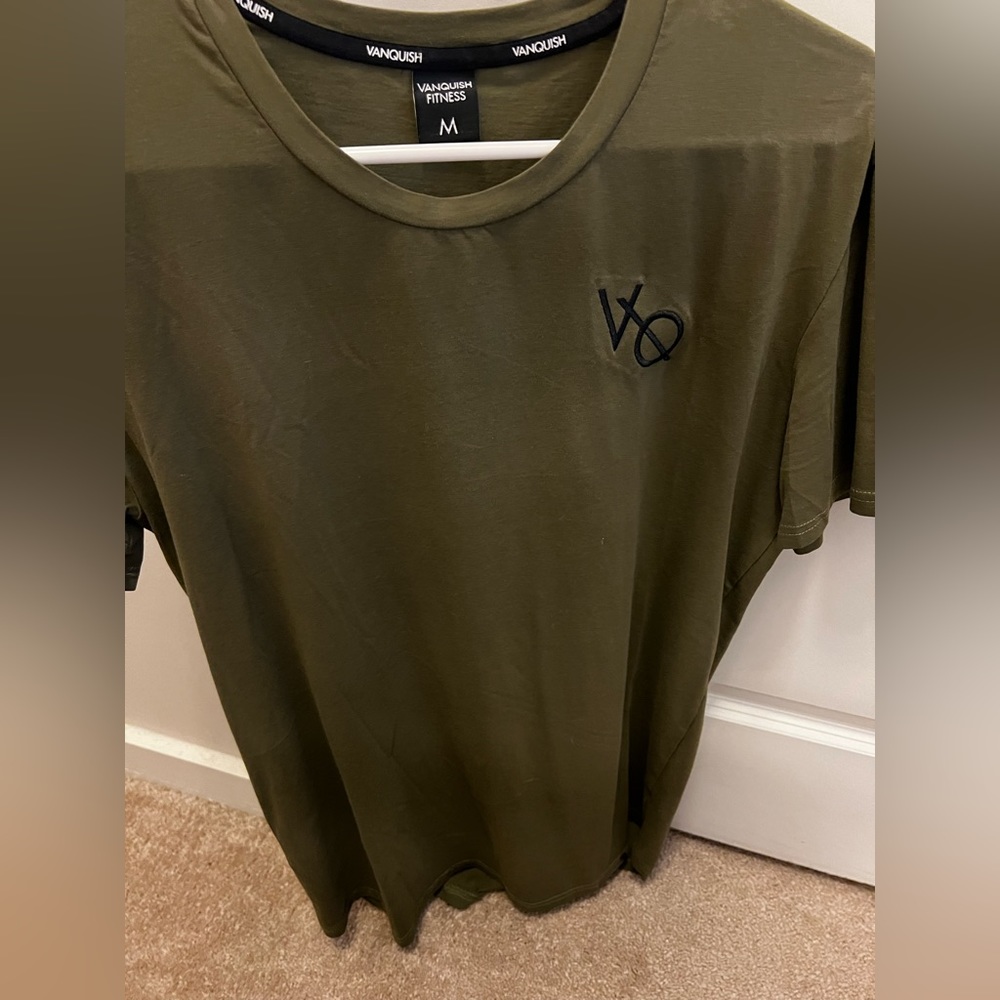 Vanquish Apparel short sleeve muscle tee